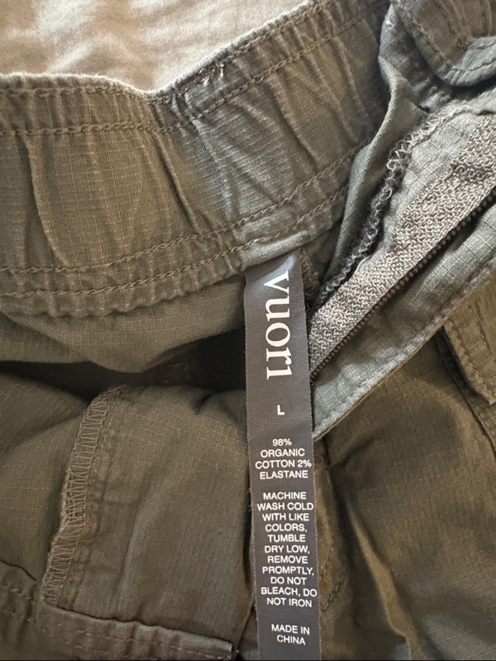Vuori Women’s Olive Green Cargo Shorts with Button Flap Pockets - Picture 2 of 5